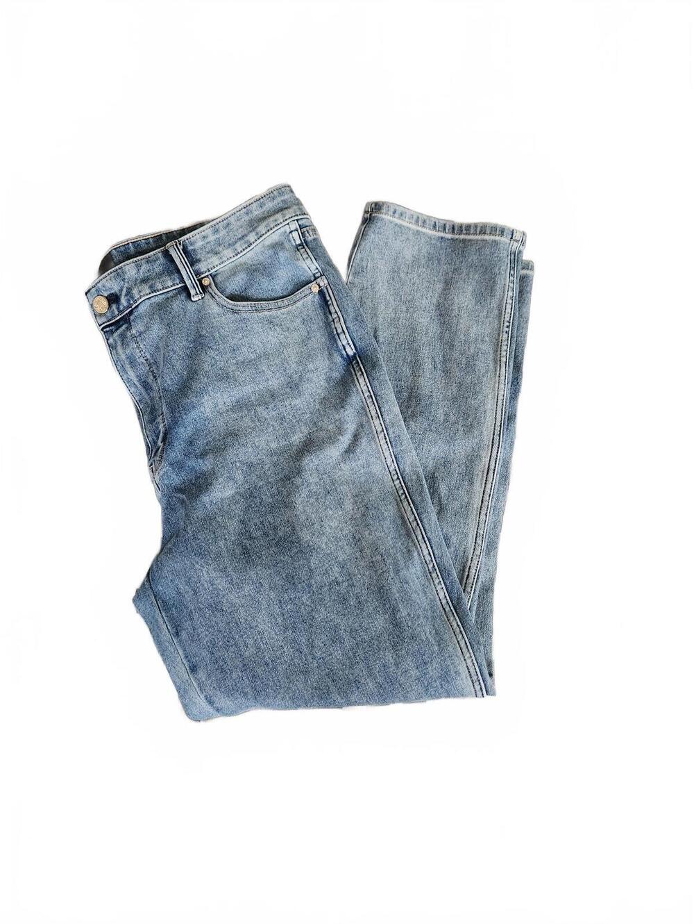 White House Black Market high-rise sculpt straight jean